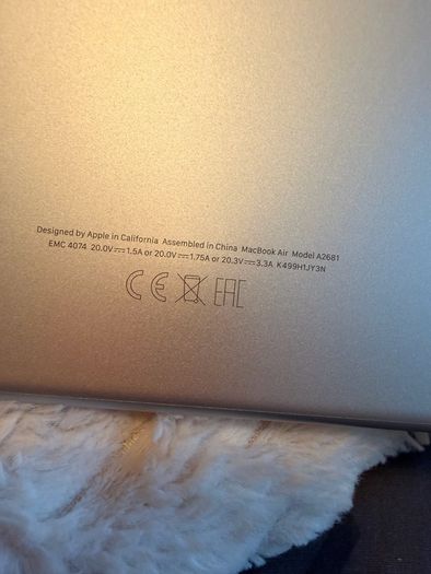 Apple MacBook Air 13 M2 2022 A2681 Excellent Condition Activation Locked
