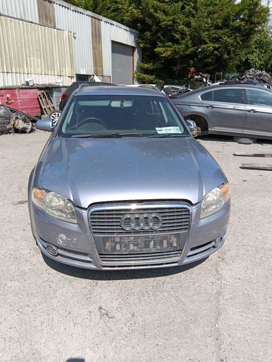Breaking audi A4 b7 2007 2.0tdi blb
