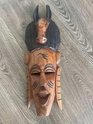 Wooden wall mask,