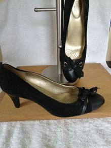 Ladies footwear
