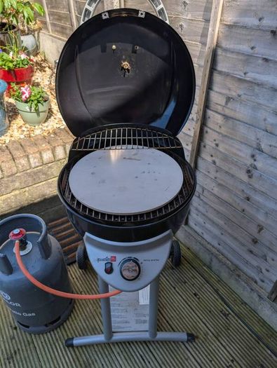 Char-Broil single burner gas barbecue