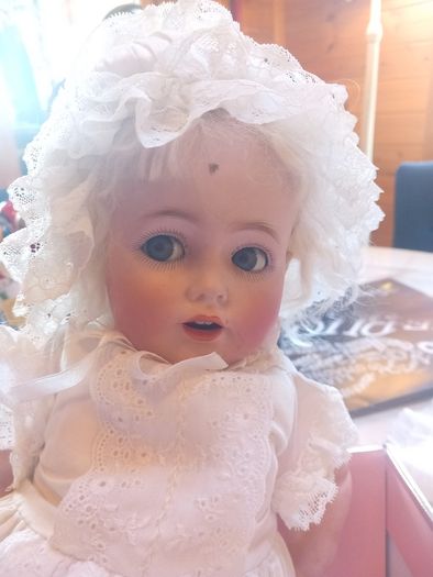 Antique doll by JDK Johann Daniel Kestner, 1900s, D18 post 10e