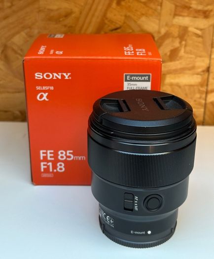 Sony FE 85mm f/1.8