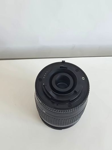 Nikon AF Nikkor 28-80mm zoom Lens