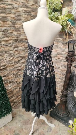 Vintage 80s strapless silver metallic and black ruffle occasion party dress
