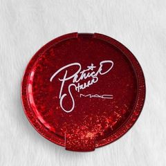 Mac x Patrick Starrr Mineralize Skinfinish highlighter in Baby Its Gold Outside