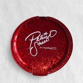 Mac x Patrick Starrr Mineralize Skinfinish highlighter in Baby Its Gold Outside