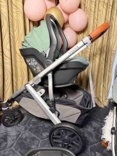 Full travel System Uppababy Vista V2 with car seat and isofix