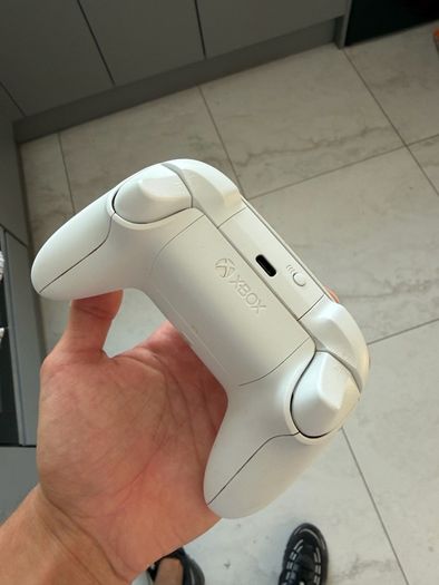 Xbox Series S Controllers