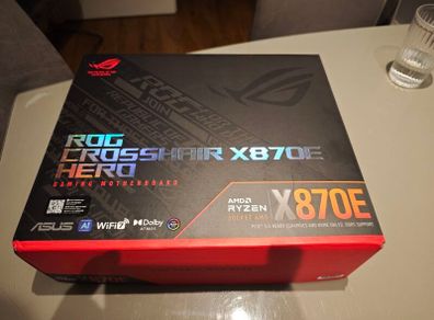 Asus X870E Hero