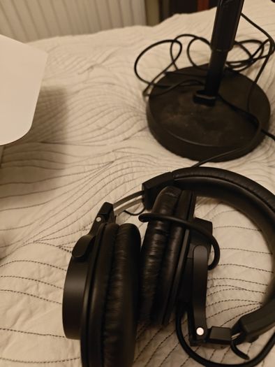 Rode podcaster usb mic & Audio-technica headphones