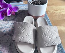 ladies shoes