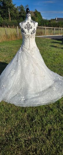 Mon Cheri Wedding dress