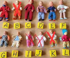 Dolls house  dolls vintage fully poseable