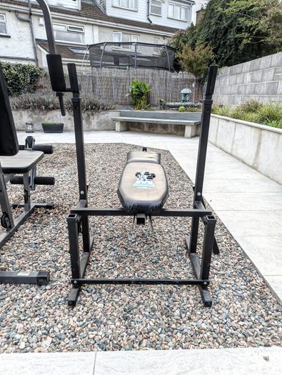 weights machine and bench