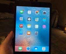 iPad Mini & Belken Keyboard with holder