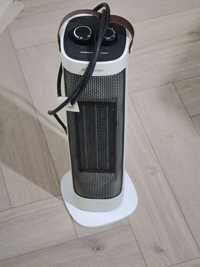 2000 W tower heater has 3 modes with oscillation