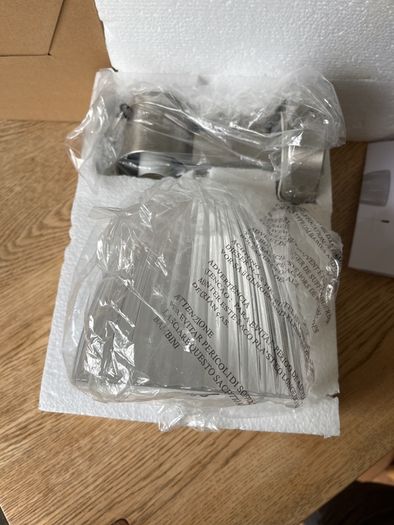 bathroom wall lights