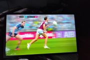LG smart tv 32"