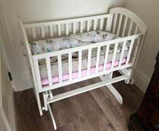 White crib