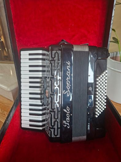 Paolo Soprania accordian