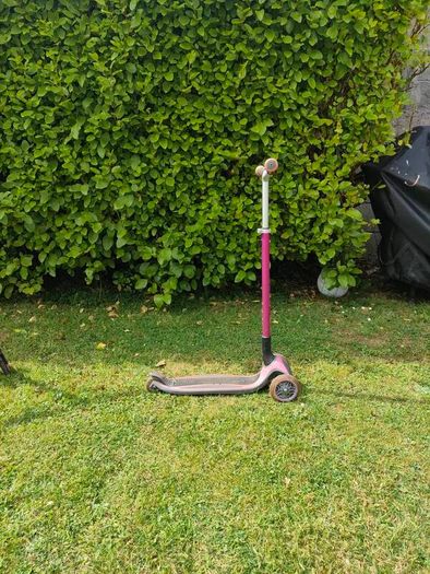 Girls scooters