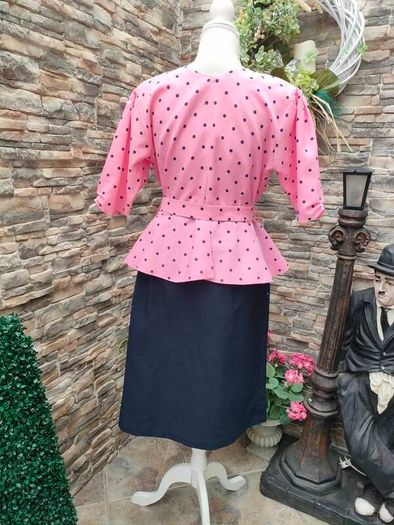 Vintage 1980s 50s style Pink Navy polkadot peplum dress Size M Postage included