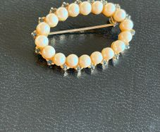 brooch