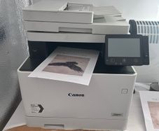 Canon i-Sensys MF754CDW ( Service Needed )