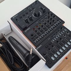 Roland AIRA T-8, J-6, E-4 + microphone