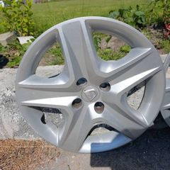 Dacia 16 in wheel trim