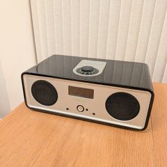 Vita Audio R2i Stereo DAB/FM Radio Speaker System (Like New)