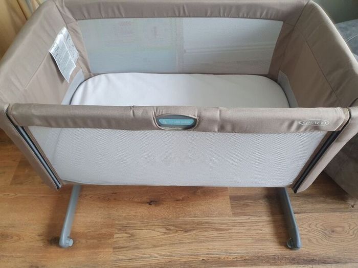 Graco Sweet2Sleep Bedside Crib