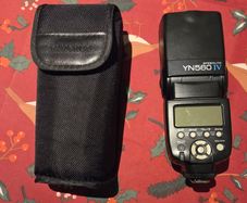 Yongnuo YN560 IV mark 4 flash plus extras