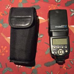 Yongnuo YN560 IV mark 4 flash plus extras