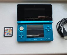 Nintendo 3ds coral blue!!!!