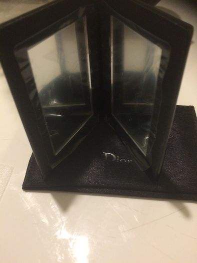 Dior Mirror