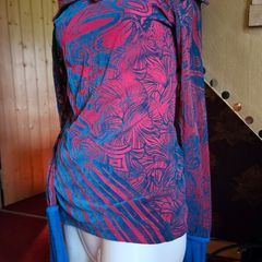 save the queen top long sleeve turquoise and raspberry pink blouse top M