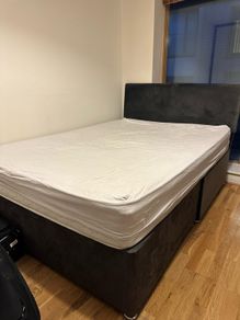 Double Bed
