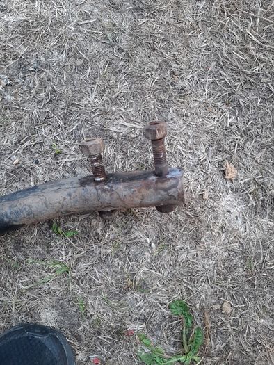 Toyota avensis  hitch from 08