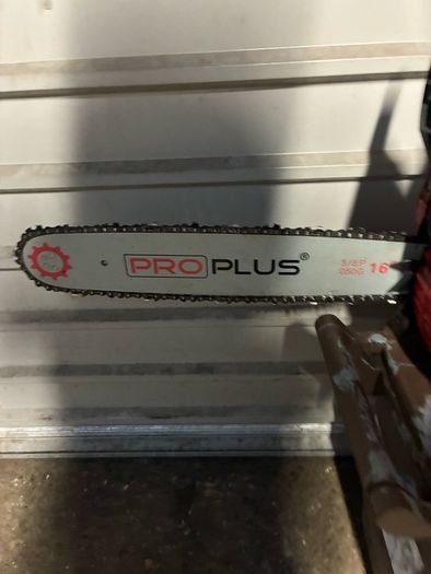 chainsaw