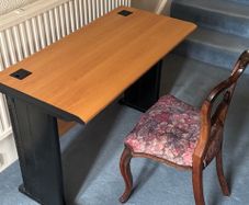 Computer desk