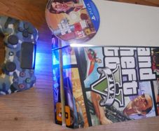 PS4 Sony PlayStation 4 500GB Limited Edition