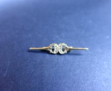 Vintage gold tone faux gold brooch