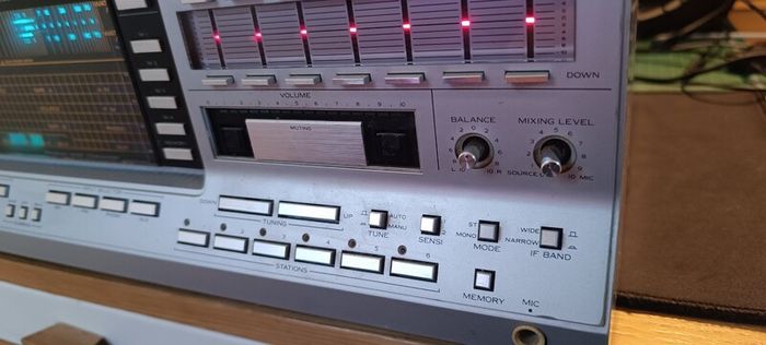 Kenwood Galaxy Commander Receiver KR1000
