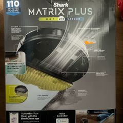 Shark Matrix Plus 2-in-1 Self-Empty Robot Vacuum Mop cleaner