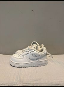 kids trainers