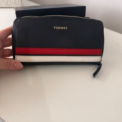 I'm Tommy Hilfiger Striped Logo Zip Wallet Clutch