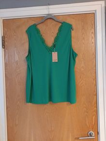 Gallery  Capri Lace Vest/Top.  S.XL- 20 (48 / 50).  B.N.W.T.