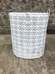 Laundry basket